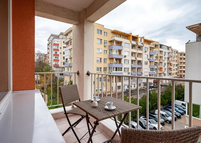 The Brick فيليكو ترنوفو